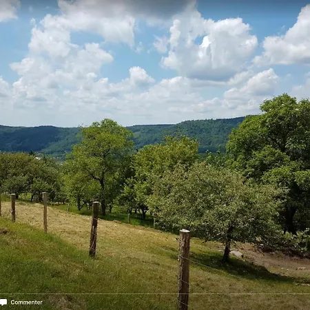 La Ferme De La-haut Bed & Breakfast
